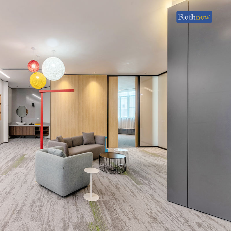 White Rothnow® 100 Series glass office partition with 1000mm width and height, modern and sleek for office space division.