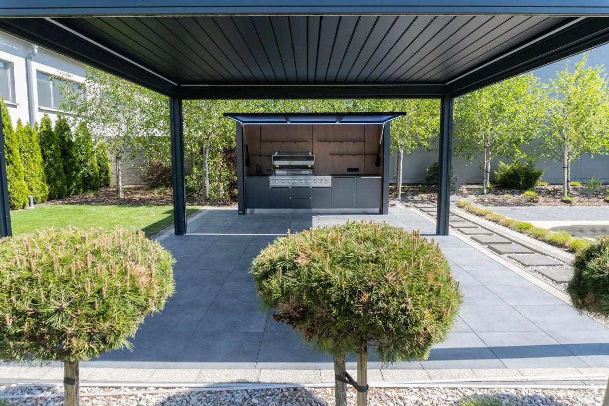 Black Rothnow aluminum climate pergola with adjustable ceiling, made of durable aluminum alloy, designed for outdoor shading and comfort.