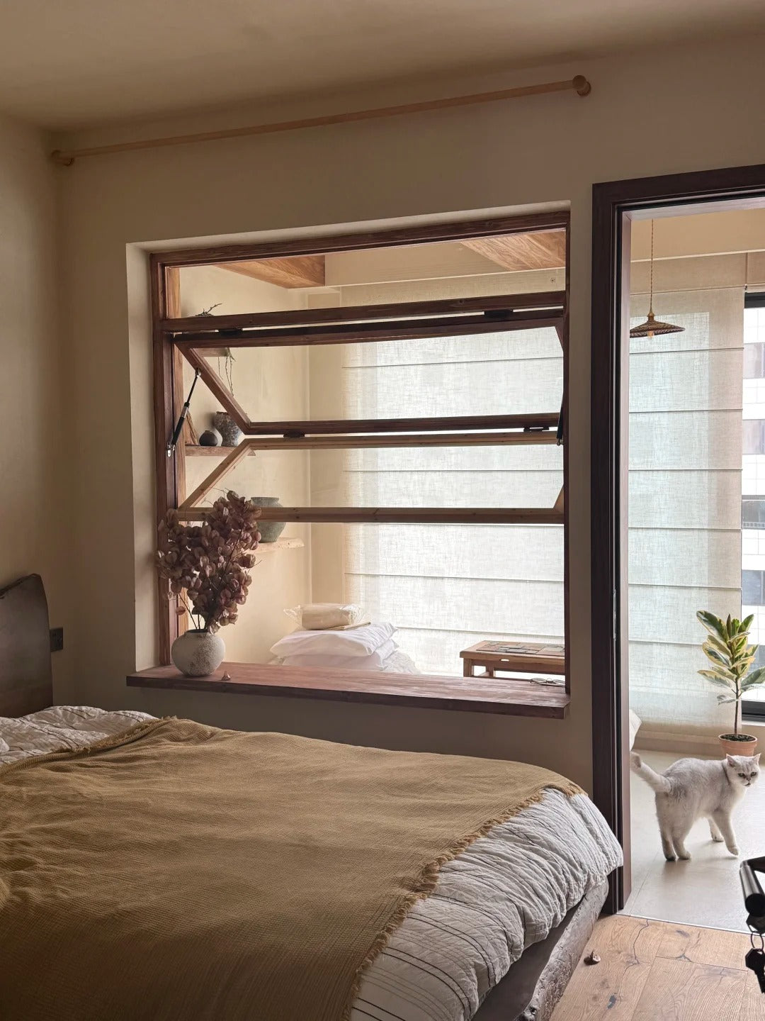 Rothnow Wooden Folding Window RNWW04 in black, showcasing a customizable-sized wooden window with folding design.