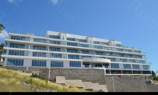 Elevating Commercial Aesthetics: The Stainless Steel Post Glass Balustrade System