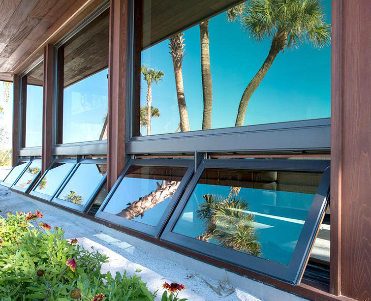 Rothnow® aluminum 50 Series awning window, black finish, 1000mm x 1000mm, with open awning style and durable frame.