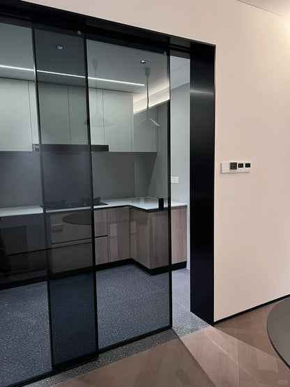Rothnow Aluminum Door 7x45 Series Slim Frame Sliding Door with clear glass, black finish, and sleek modern design