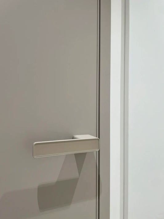 Rothnow® Aluminum Wooden Door RN-AWD02 with wood grain finish, 800mm wide, 2100mm high, brown swing door for interior use.