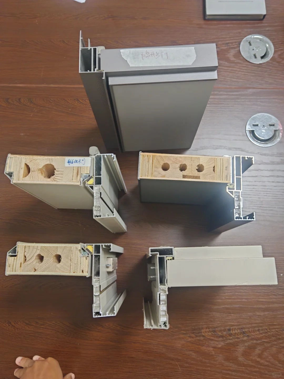 Rothnow® aluminum wooden pocket door with wood grain finish, 800mm wide, 2100mm high, suitable for modern interior doorway.