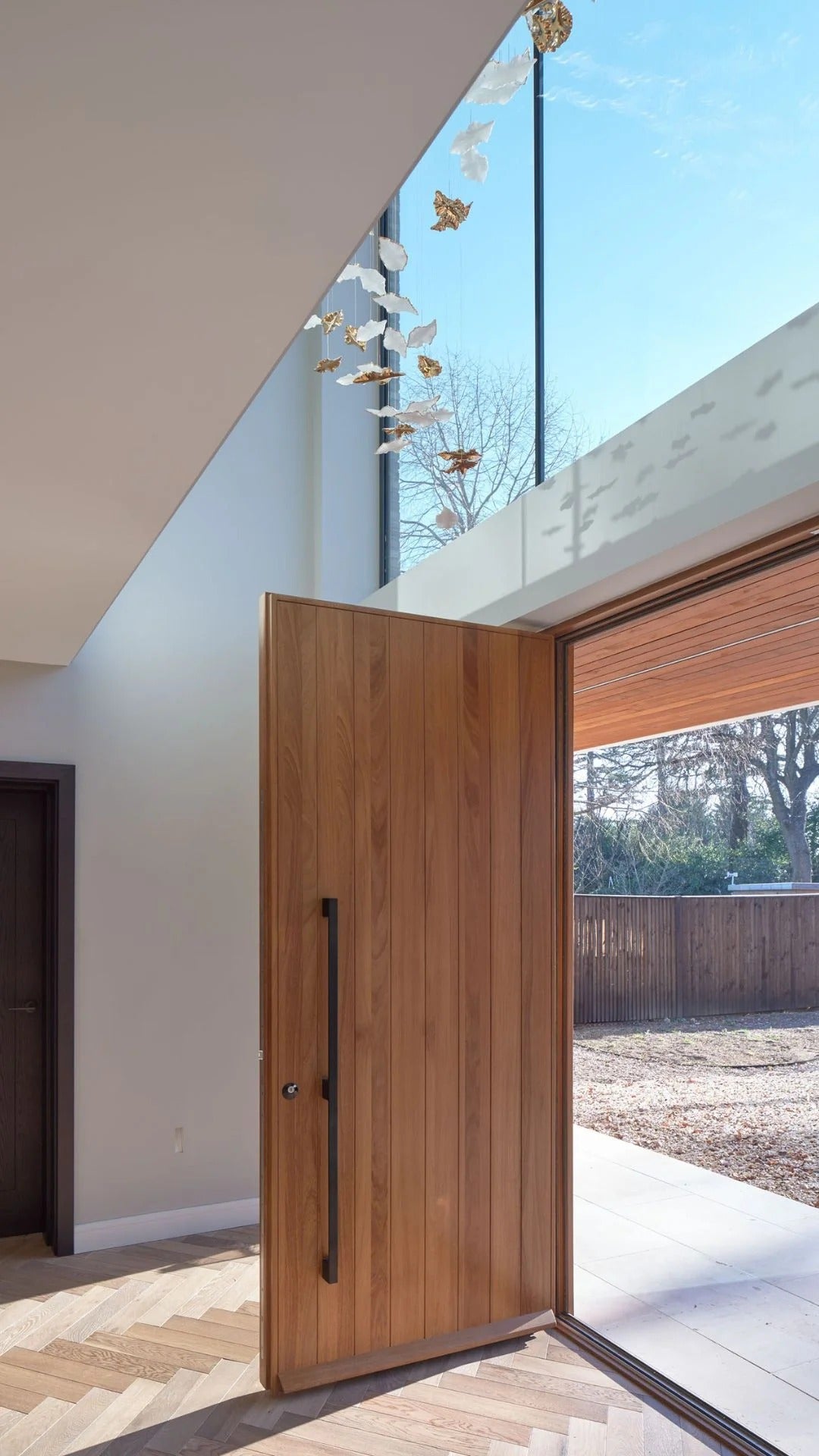 Rothnow wood front entrance door with brown finish, 800mm wide and 2100mm tall, swing door design, 150mm wall thickness.