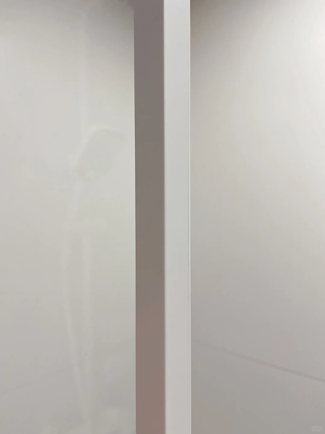 Rothnow® Aluminum Partition 7x45 Series slim frame fixed partition with clear glass and white finish, 800mm wide by 2200mm high