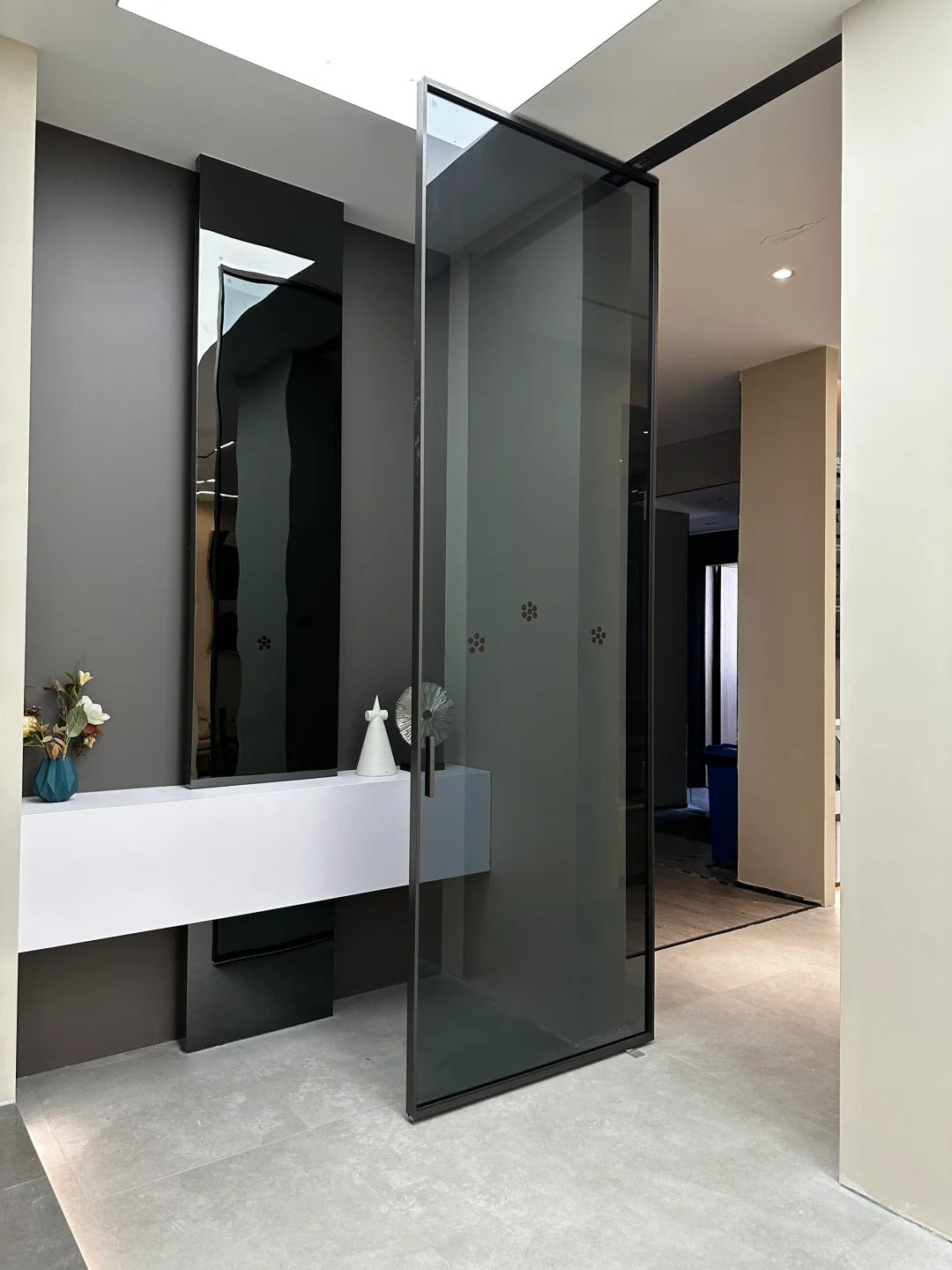 Rothnow aluminum pivot door with 16x45 series, crystal grey glass, white frame, 820mm wide by 2220mm high