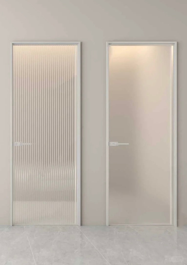 Rothnow Aluminum Door 16x45 Series Slim Frame Swing Door with clear glass, white finish, measuring 820mm W x 2220mm H