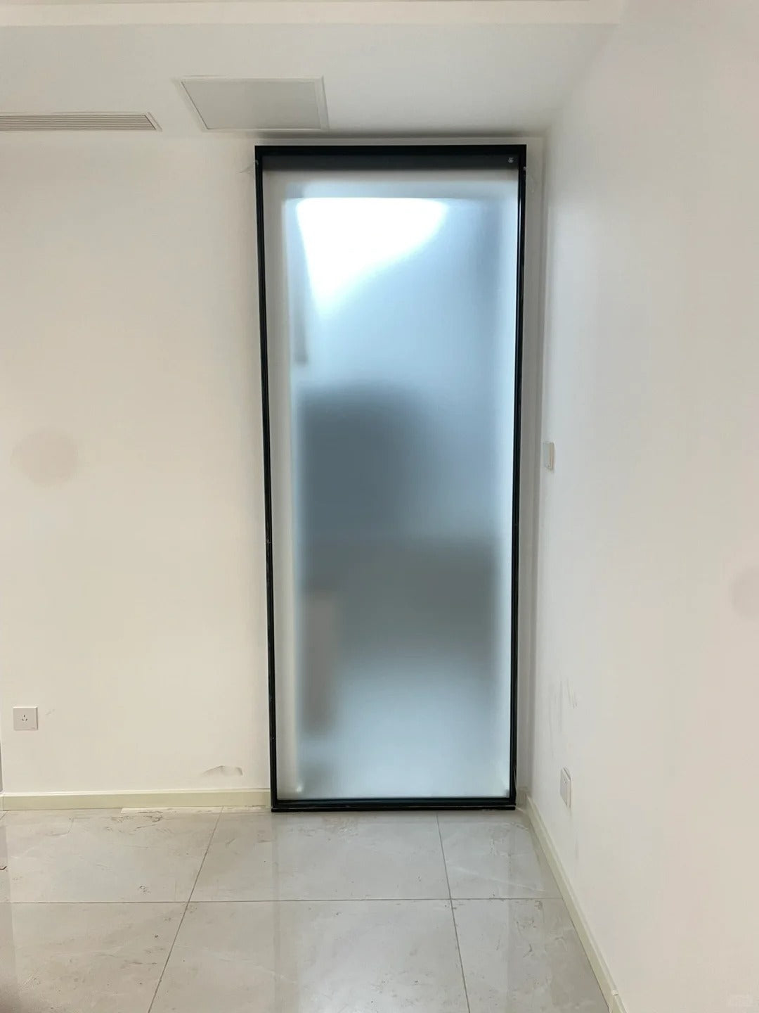 Rothnow® Aluminum Door 16x45 Series Slim Frame Ghost Door in white oil sand finish with clear glass, modern residential door.