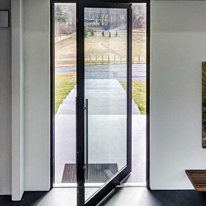 Rothnow® oversized aluminum door 46 series pivot door in black, 900mm wide by 2200mm high, with sleek modern design.