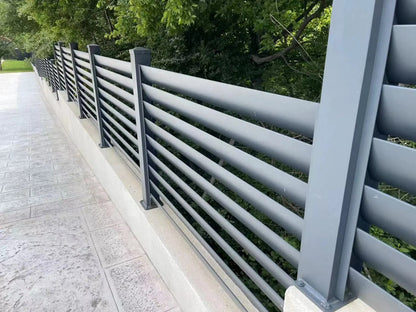 Black Rothnow aluminum railing with shutter design, custom-sized safety fence for outdoor use, durable and modern in appearance.