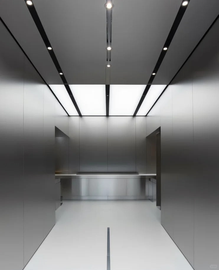 Black Rothnow aluminum curtain wall panel, custom-sized window with sleek, modern design for building facade applications.