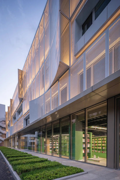 Black Rothnow® aluminum panel curtain wall window, custom-sized, with sleek modern design and clean lines.