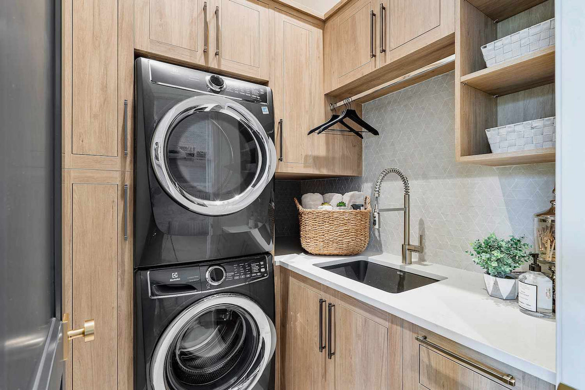 Black Rothnow laundry cabinet RNLC07 with customizable size, featuring a sleek, modern design for convenient laundry storage.