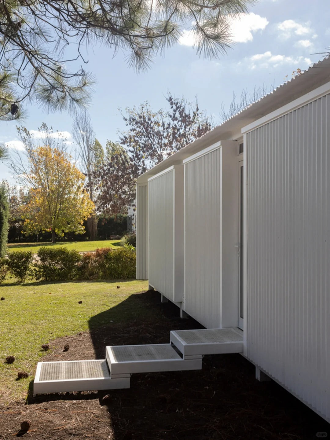 Black Rothnow Prefab Container Villa, DIY steel structure building with customizable size, modern design and durable construction.