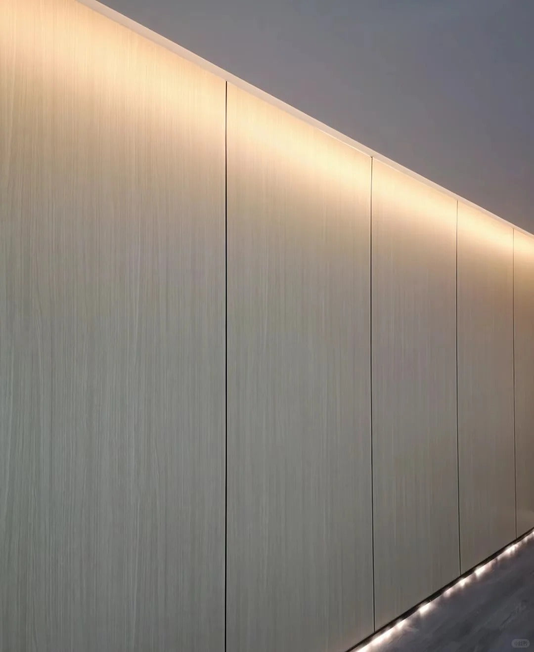 Rothnow wall panel RNBW06 in black bamboo fiber board for interior wall decoration, showing textured surface and sleek design.