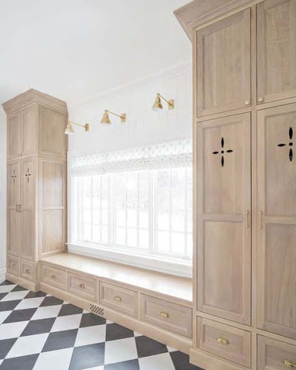 Black Rothnow Wardrobe RNWC02 swing door closet with customizable size and sleek design, featuring protective rail护栏.
