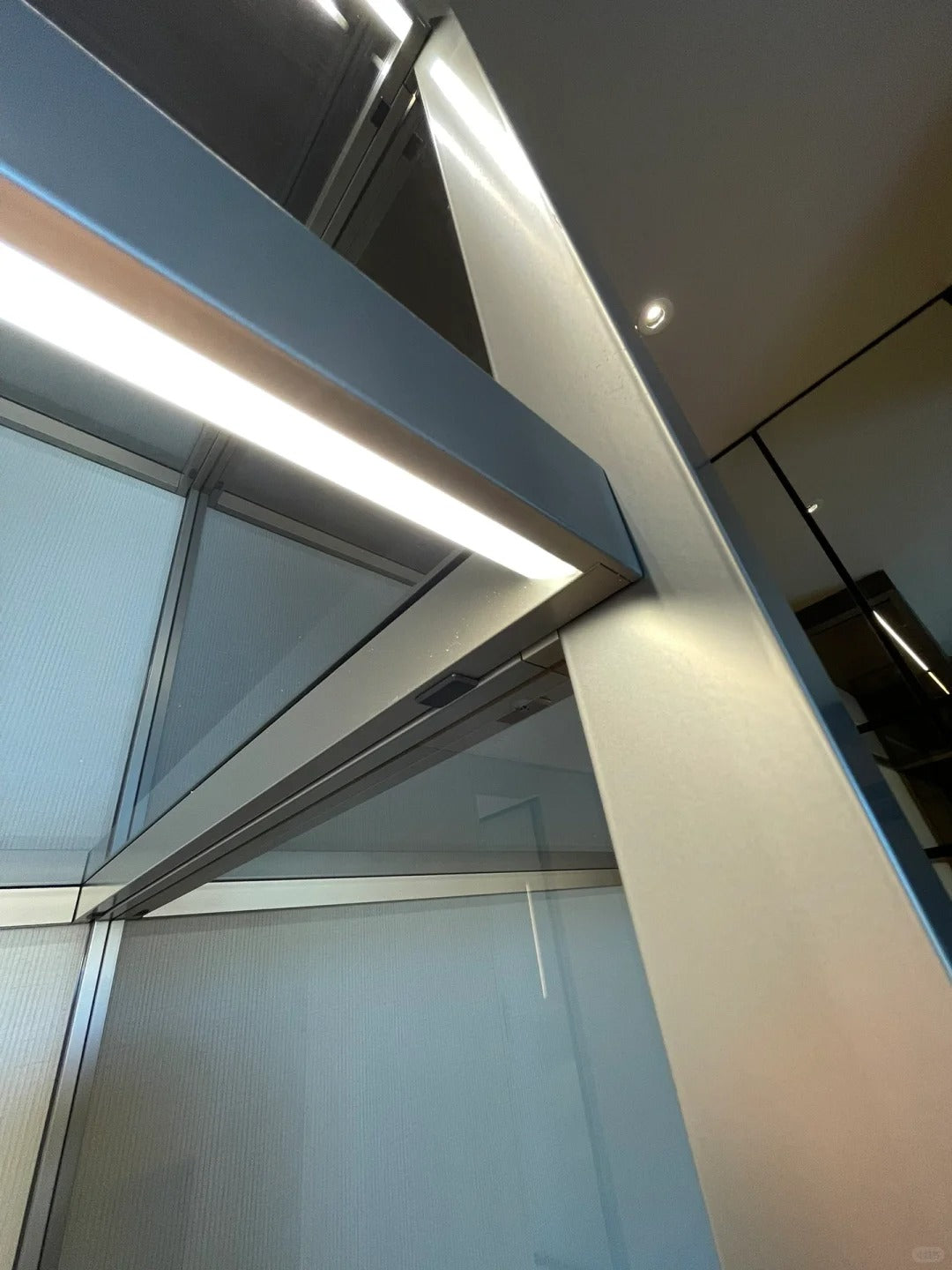 Rothnow® Aluminum Glass Door Wardrobe with black finish, modern design, and customizable size for stylish storage.