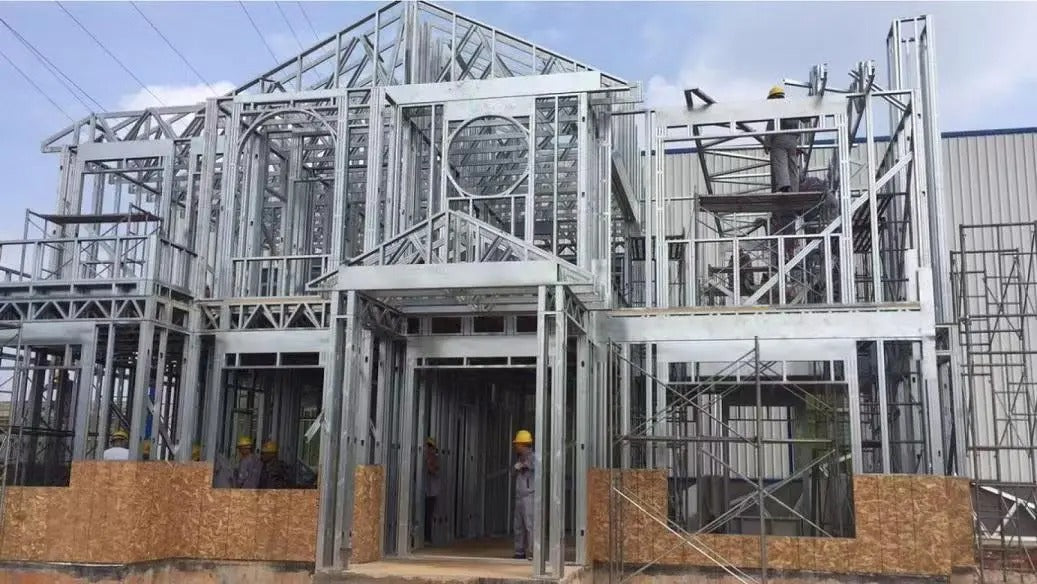 Rothnow Steel Structure Villa RNLV01, a modern light steel villa with customized design, showcasing sleek steel construction.