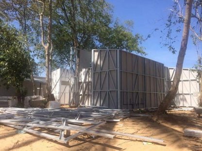 Rothnow® Steel Structure Villa RNLV05, modern steel building with large windows and sleek design, customized for durability and style.