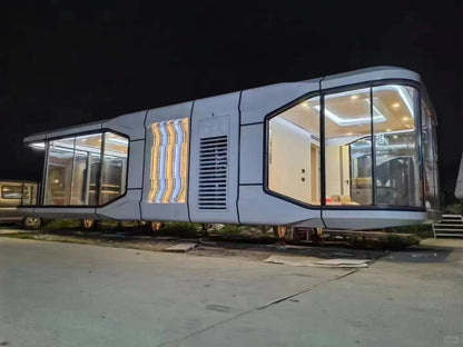 Black Rothnow Space Capsule House RNSH06-V7 steel structure building, European and American version with modern design.